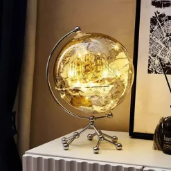 Illuminate Home Beleuchtung-Klare Globus-Dekoration – Transparenter Akzent für Ihr Zuhause