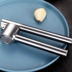 Tom Küche & Esszimmer-Knobauchpresse aus Edestah – Mutifunktionaes Küchenwerkzeug zum müheosen Zerdrücken und Zerkeinern