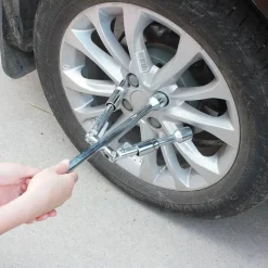Wild u0026 Free Gear Autozubehör|Automobilindustrie-Kompakter Reifenschlüssel - Quick Turn Auto Tool