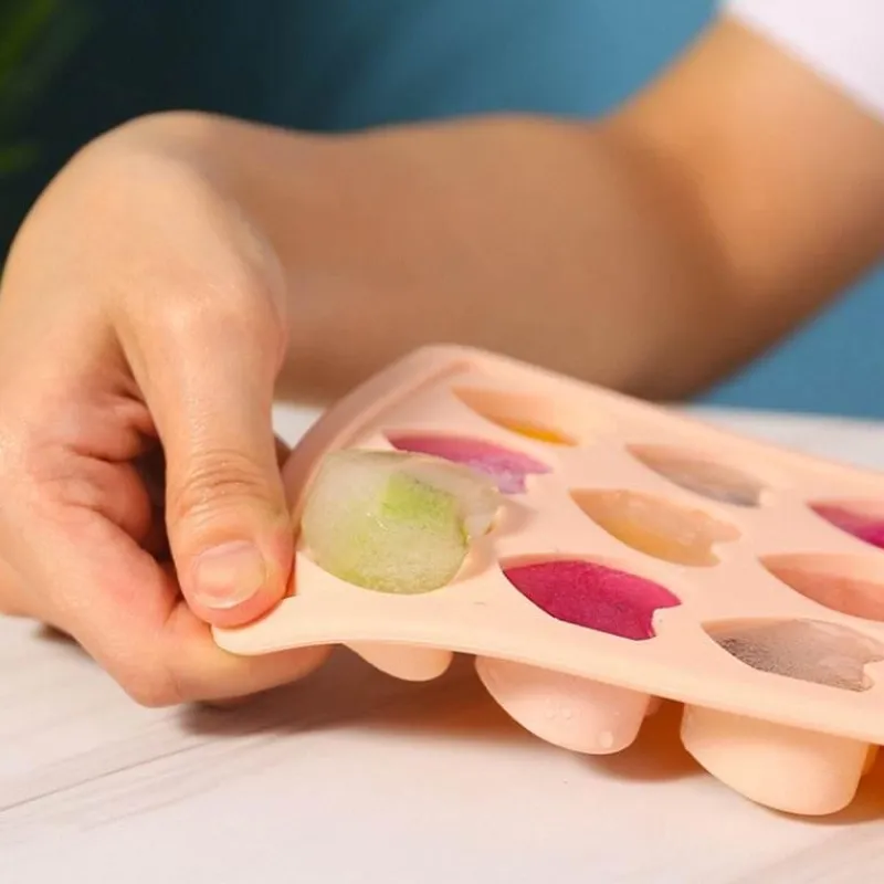 The Cozy Mug Küche & Esszimmer-Kreative Herz-Eiswürfelform aus Silikon – lustiger Eisbereiter