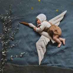 The Finishing Touch Babyspielzeug-Kreative Kinderzimmer-Dekoration zum Aufhängen, Schwan-Plüschpuppe