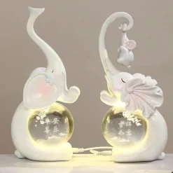 Bright Accents Beleuchtung-Kristall-Elefantenlampe – Leuchtender Akzent für die Inneneinrichtung