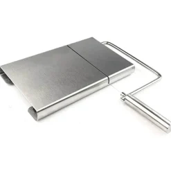 Tom Küche & Esszimmer-Käsehobel-Set aus Edelstahl. Unverzichtbare Reibewerkzeuge für die mühelose Käsezubereitung.