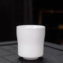 Plates u0026 More Küche & Esszimmer-Kung-Fu-Teetassen-Set – 3er-Set Trinkgeschirr aus weißem Porzellan