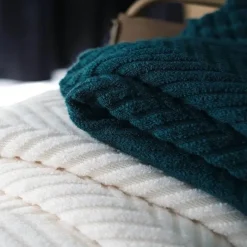 Wrap u0026 Relax Bettzeug-Kuschelige Tweed-Strickdecke – Überwurf mit Quasten für Sofa oder Bett