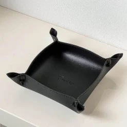 The Finishing Touch Wohndeko-Ledertablett - Stilvoller Home Organizer
