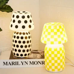 Bright Accents Beleuchtung-LED-Nachtlampe in Form eines geneigten Pilzes – dekoratives Akzentlicht