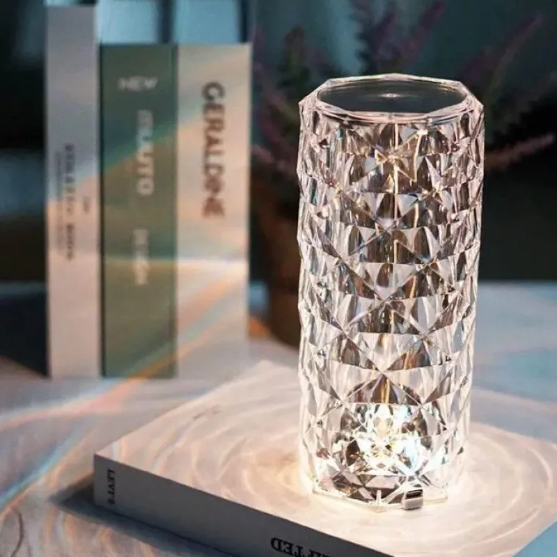 Bright Accents Beleuchtung-LED-Nachtlicht mit Berührungssensor – Elegante Kristalllampe