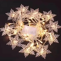 Willow u0026 Whim Beleuchtung-LED-Schneeflocken-Lichterkette – dekorative Lichterkette für den Winterurlaub