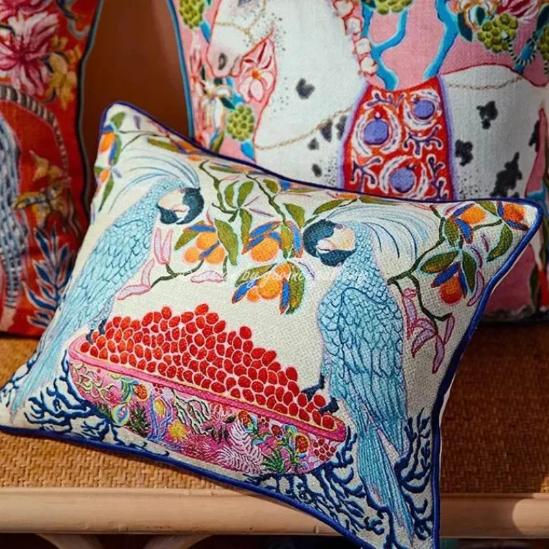 Guvinci Gallery Bettzeug-Luxuriöse Staffordshire-Hundekissenbezüge – Mystisches Tierdruck-Dekor