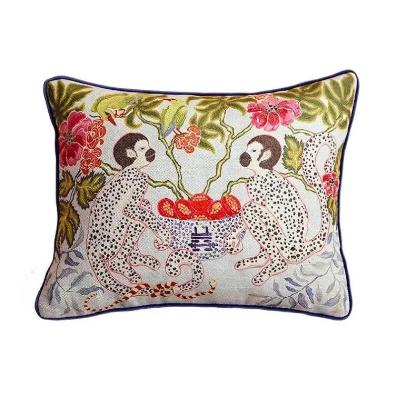 Guvinci Gallery Bettzeug-Luxuriöse Staffordshire-Hundekissenbezüge – Mystisches Tierdruck-Dekor