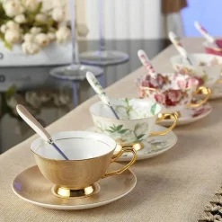 Feast u0026 Flair Küche & Esszimmer-Luxuriöses Kaffeetassen-Set aus Knochenporzellan – 200 ml Tasse mit Untertasse und Löffel