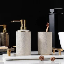 The Bath Nook Badezimmer-Luxury Bathroom Accessories - Elegant Essentials for Premium Spaces