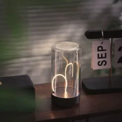 Illuminate Home Beleuchtung-Magnetic Line Tischlampe - Modernes minimalistisches LED-Schreibtischlicht