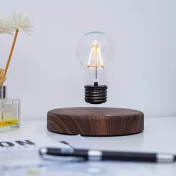 Comfort u0026 Style Beleuchtung-Magnetschwebe-LED-Glühbirne - Schwebende Lichtlampe