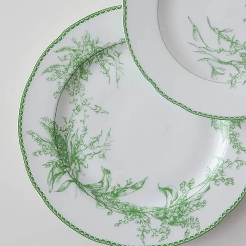 Elegance at the Table Küche & Esszimmer-Maiglöckchen-Porzellanteller - Medieval Green Tableware Collection