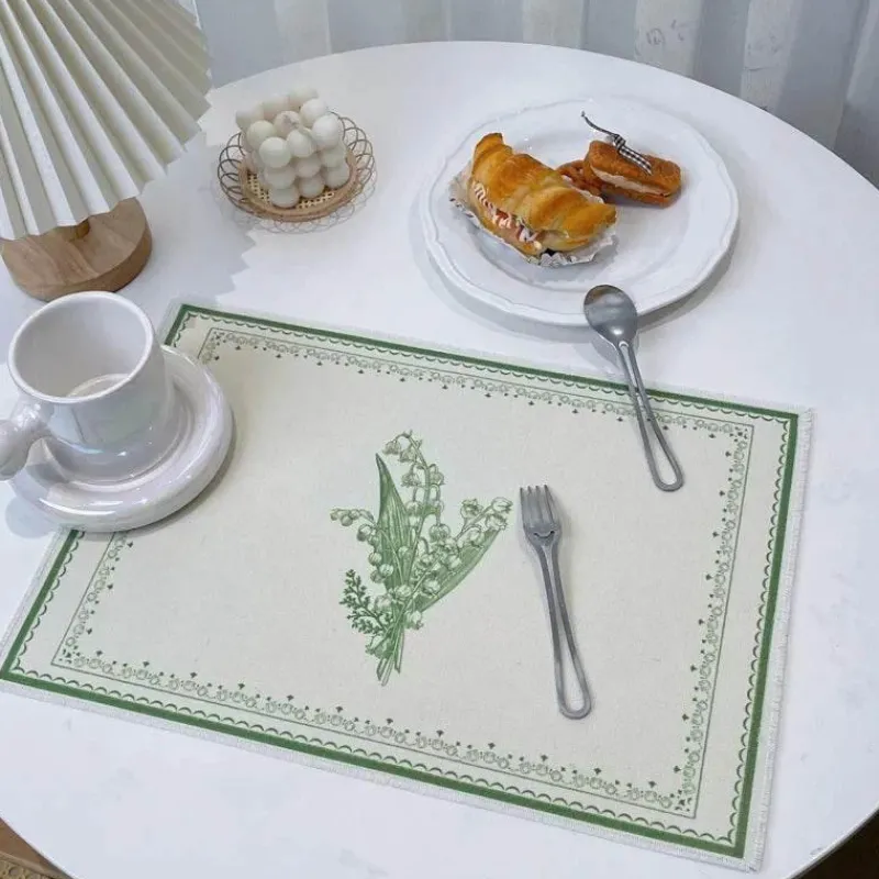 Elegance at the Table Küche & Esszimmer-Maiglöckchen-Porzellanteller - Medieval Green Tableware Collection