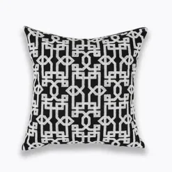 Pillow Haven Bettzeug-Marineblauer weißer Vierpass-Kissenbezug – 45 x 45 cm, bestickter Kissenbezug