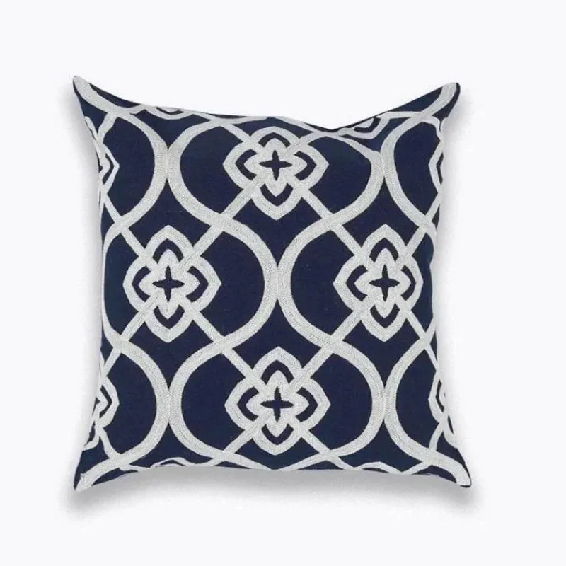 Pillow Haven Bettzeug-Marineblauer weißer Vierpass-Kissenbezug – 45 x 45 cm, bestickter Kissenbezug