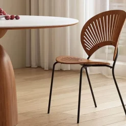 The Lounge Loft Möbel-Marthe Esstisch - Moderne Esszimmermöbel aus Holz