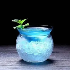 Plates u0026 More Küche & Esszimmer-Martini-Kühler ohne Stiel – Cocktailglas