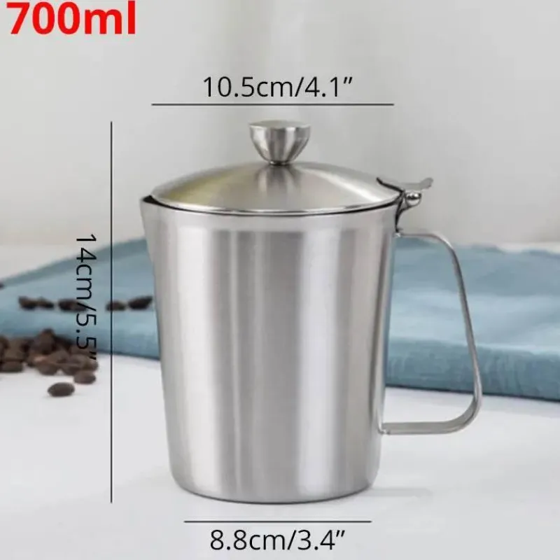 Tom Küche & Esszimmer-Milchaufschäumkrug aus Edelstahl mit Deckel - Messbecher