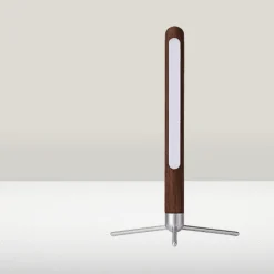 Willow u0026 Whim Beleuchtung-Minimalistische Schreibtischlampe aus Holz – Nordic Sky Design