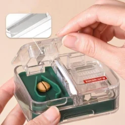 The Relaxation Nook Gesundheits-Gadgets|Gesundheits- Und Entspannungstools-Mini-Pillenteiler – Tragbarer Medikamenten-Organizer mit Aufbewahrungsbox