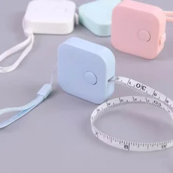 Cozy Living Heimwerkzeuge-Mini-Taschenbandmaß - Buntes tragbares Messwerkzeug