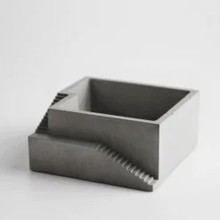 The Gilded Nest Wohndeko-Mini-Treppen-Blumentopfform – Kreativer Pflanzenhalter