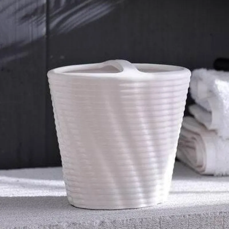 The Bath Nook Badezimmer-Modern Bath Accessory Set - Menella Collection