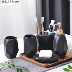 The Bath Nook Badezimmer-Modern Bath Accessory Set - Menella Collection