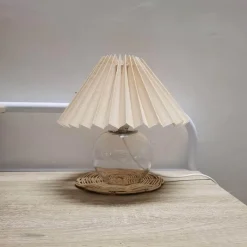 Bright Accents Beleuchtung-Moderne Glas-Tischlampe – Stilvolle Plissee-Beleuchtung für Zuhause