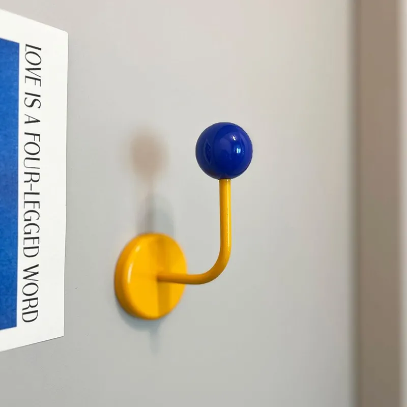 The Lounge Loft Wohndeko-Moderner Beistelltisch aus Holz – Stilvolle Akzentmöbel