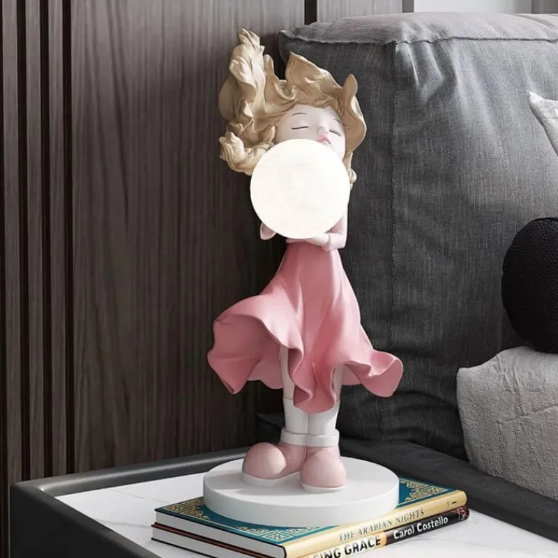 The Light Loft Beleuchtung-Mondmädchen Wandkunst - Lunar Home Decor