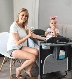 Kinder Little Nest Kinderzimmermöbel-Multifunktionales faltbares Babybett mit abnehmbarer Seite