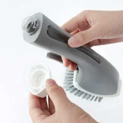 The Blissful Bath Badezimmer-Multifunktionsbürste für Flüssigkeitsspender - Reinigungswerkzeug