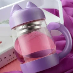 The Cozy Mug Küche & Esszimmer-Niedliche Katzen-Glastasse mit Teefilter – Trinkgeschirr für Katzenliebhaber