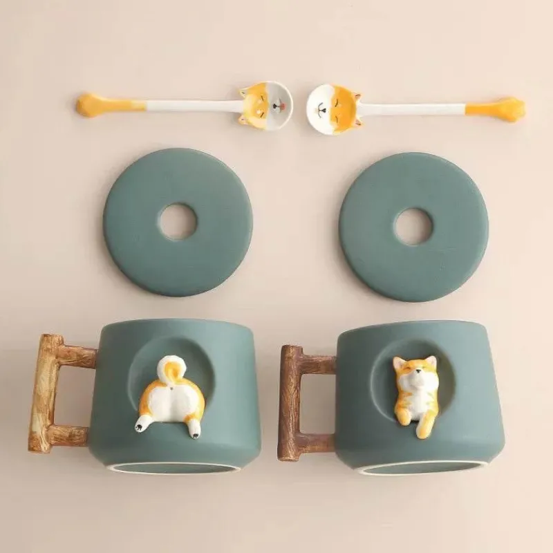 Plates u0026 More Küche & Esszimmer-Niedliches Keramikbecher-Set mit Deckellöffel für Paare – Kaffee- und Wassertassen