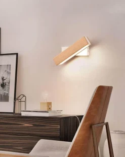 Comfort u0026 Style Beleuchtung-Nordic Solid Wood LED Wall Lamp - Modern Rotated Design