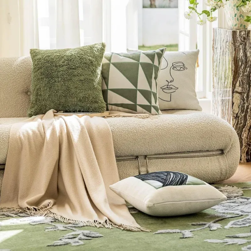 The Cushion Corner Bettzeug-Nordische bestickte Kissenbezüge - Luxuriöses modernes Dekor
