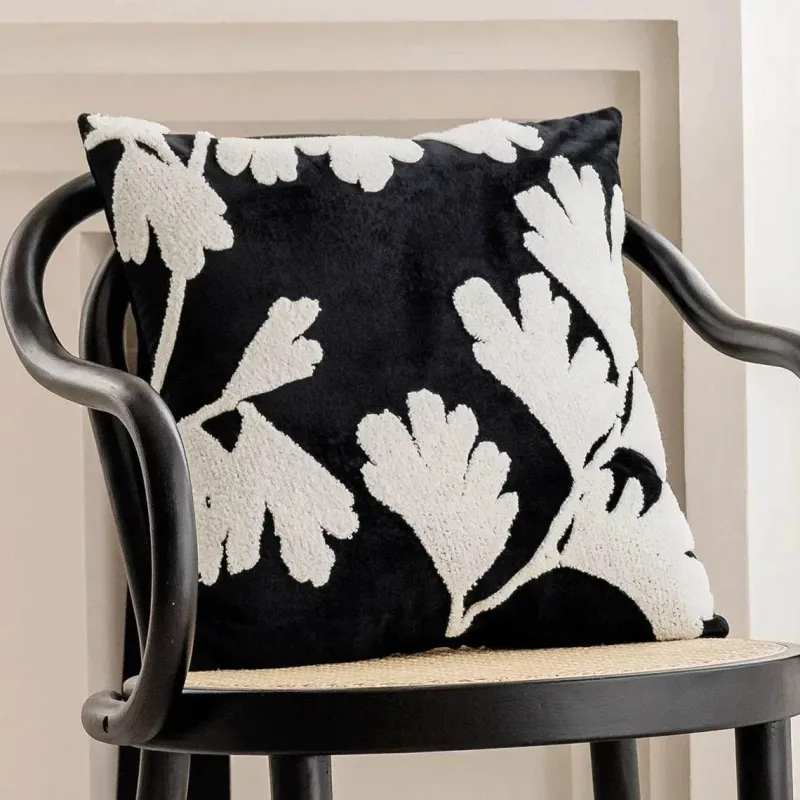 The Cushion Corner Bettzeug-Nordische bestickte Kissenbezüge - Luxuriöses modernes Dekor