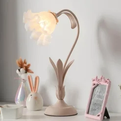 Comfort u0026 Style Beleuchtung-Nordische Blumen-Charme-Tischlampe - Eleganter Wohndekor-Akzent