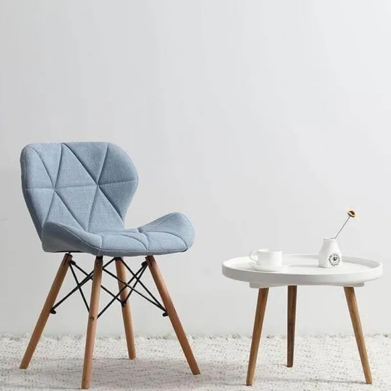 Cozy Living Möbel-Nordischer Leder-Holzstuhl – Akzentmöbel im modernen Design