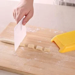 The Culinary Kit Küche & Esszimmer-Nudelmaschinen-Set – 3-teilige Spaghettimaschine