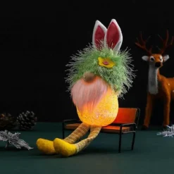 The Decor Haven Babyspielzeug-Oster-Plüsch-Leuchtpuppe – süße, weiche Puppe, die im Dunkeln leuchtet