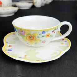 Elegance at the Table Küche & Esszimmer-Oster-Tulpen-Geschirrset – Frühlingsinspiriertes Serviergeschirr aus Keramik