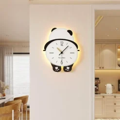 Comfort u0026 Style Beleuchtung-Panda-Wanduhr – Kreatives, schüchternes Panda-Design