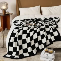 Cozy Haven Bettzeug-Plüschdecke mit Schachbrettmuster – weicher Überwurf für Sofa und Heimdekoration