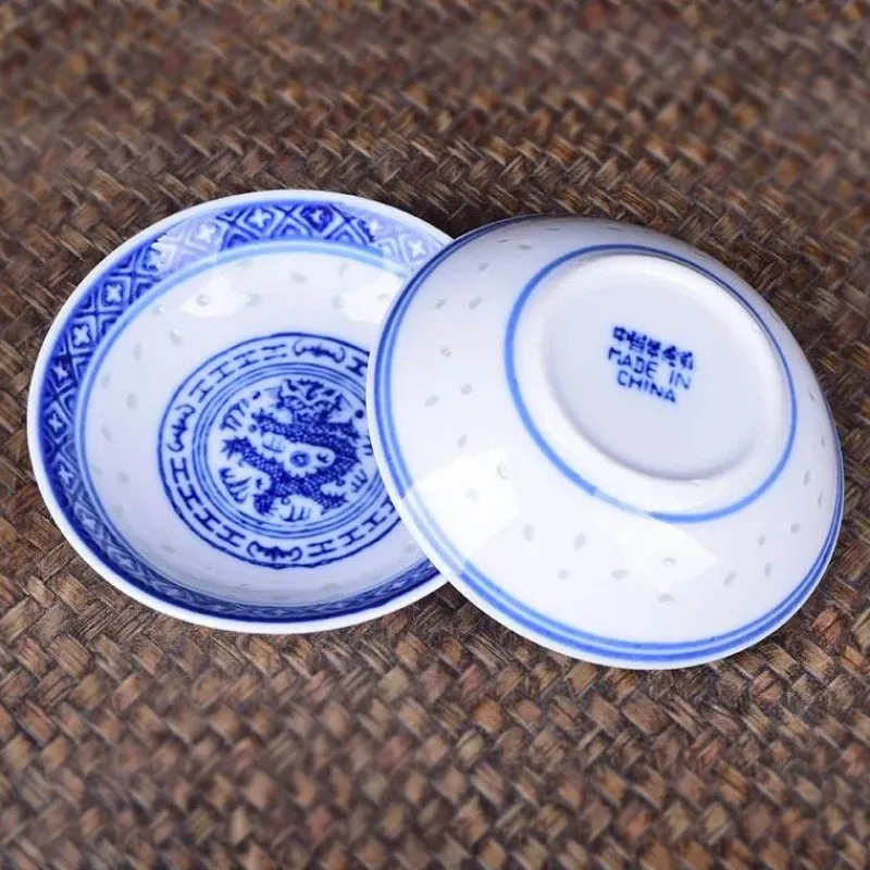 Elegance at the Table Küche & Esszimmer-Porzellangeschirr-Set mit Drachenmuster – Blau-weiße Essteller